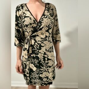GLAM Black Beige Floral Jersey Wrap Dress 3/4 Sleeve Tie Waist V-Neck Size Small